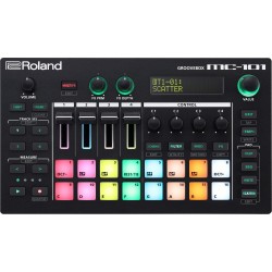 Roland MC-101 Groovebox