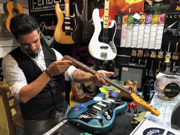 Atelier réparation guitares